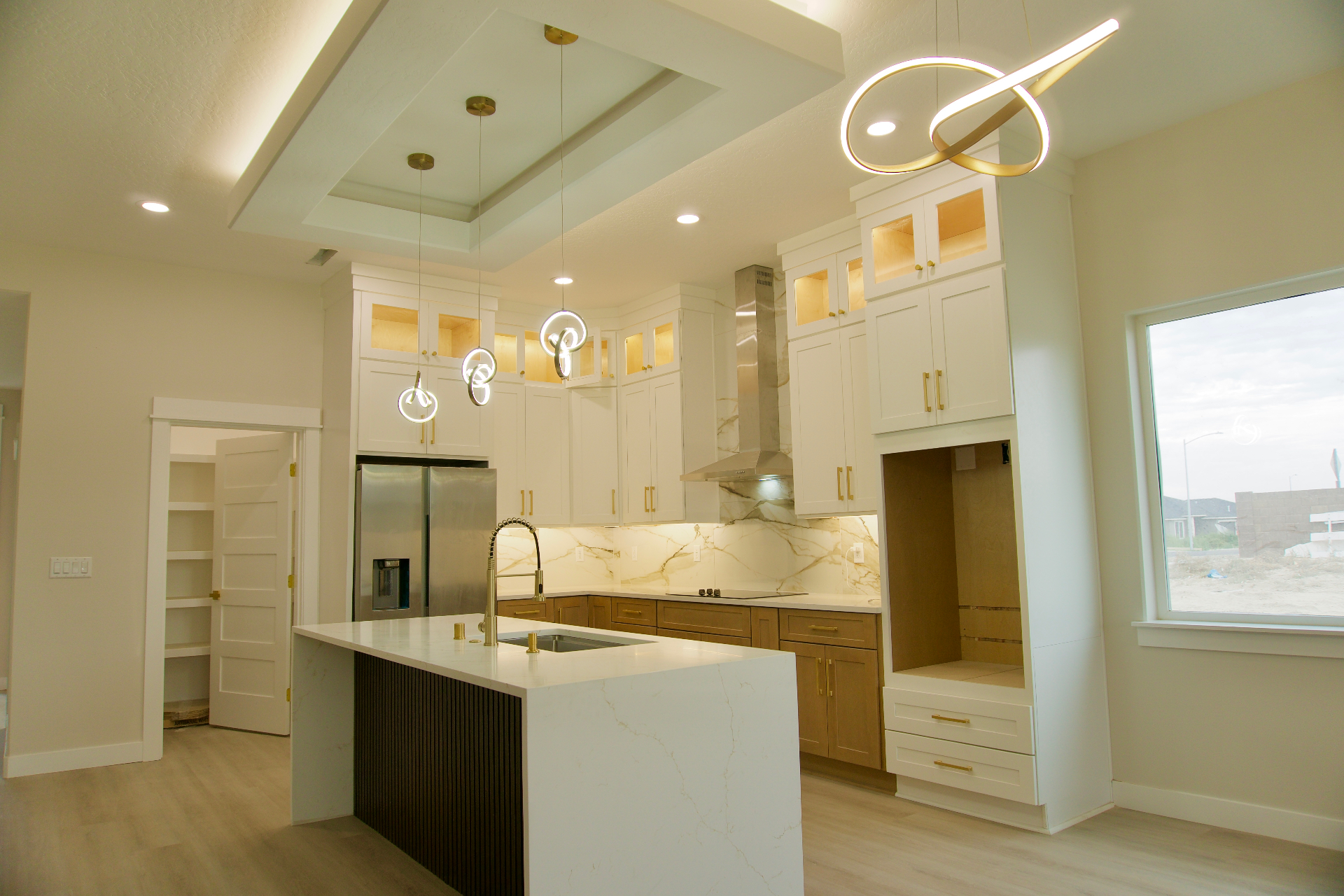 3467 Allison Way · kitchen finishes