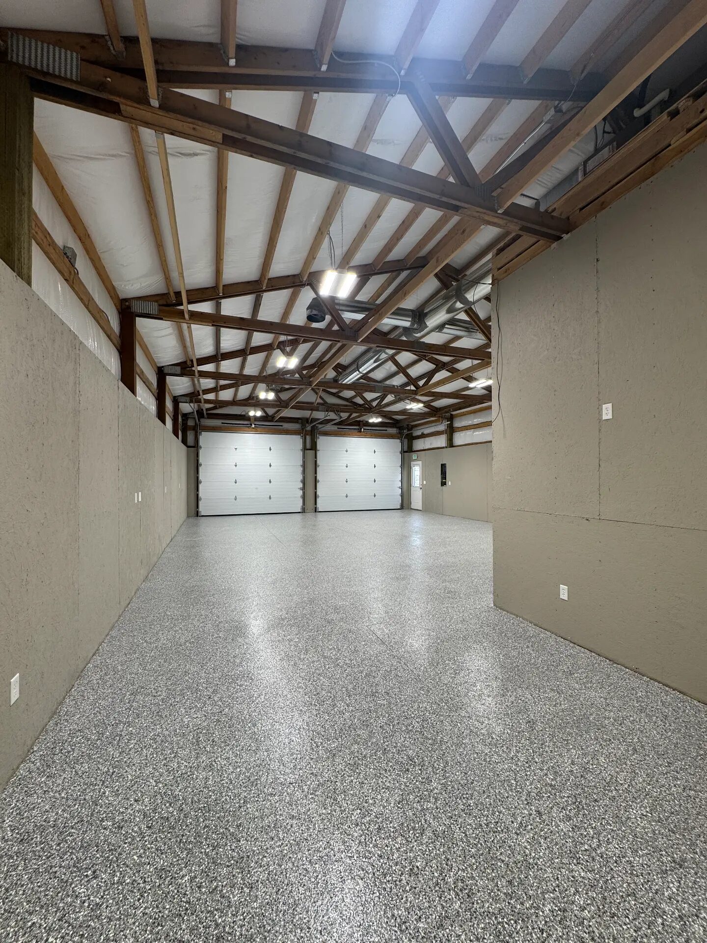 1116 E Clark St — photograph 3